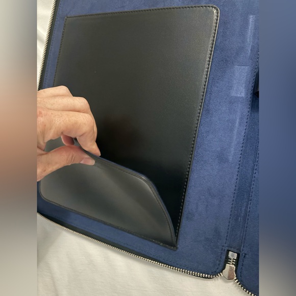 ST DuPont leather document holder - Picture 3 of 9